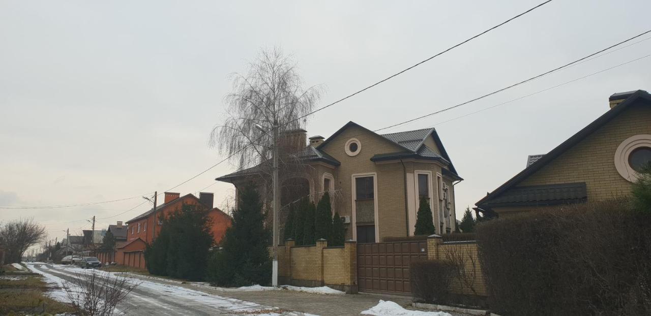 Ник Аэро Hotel Харков Екстериор снимка
